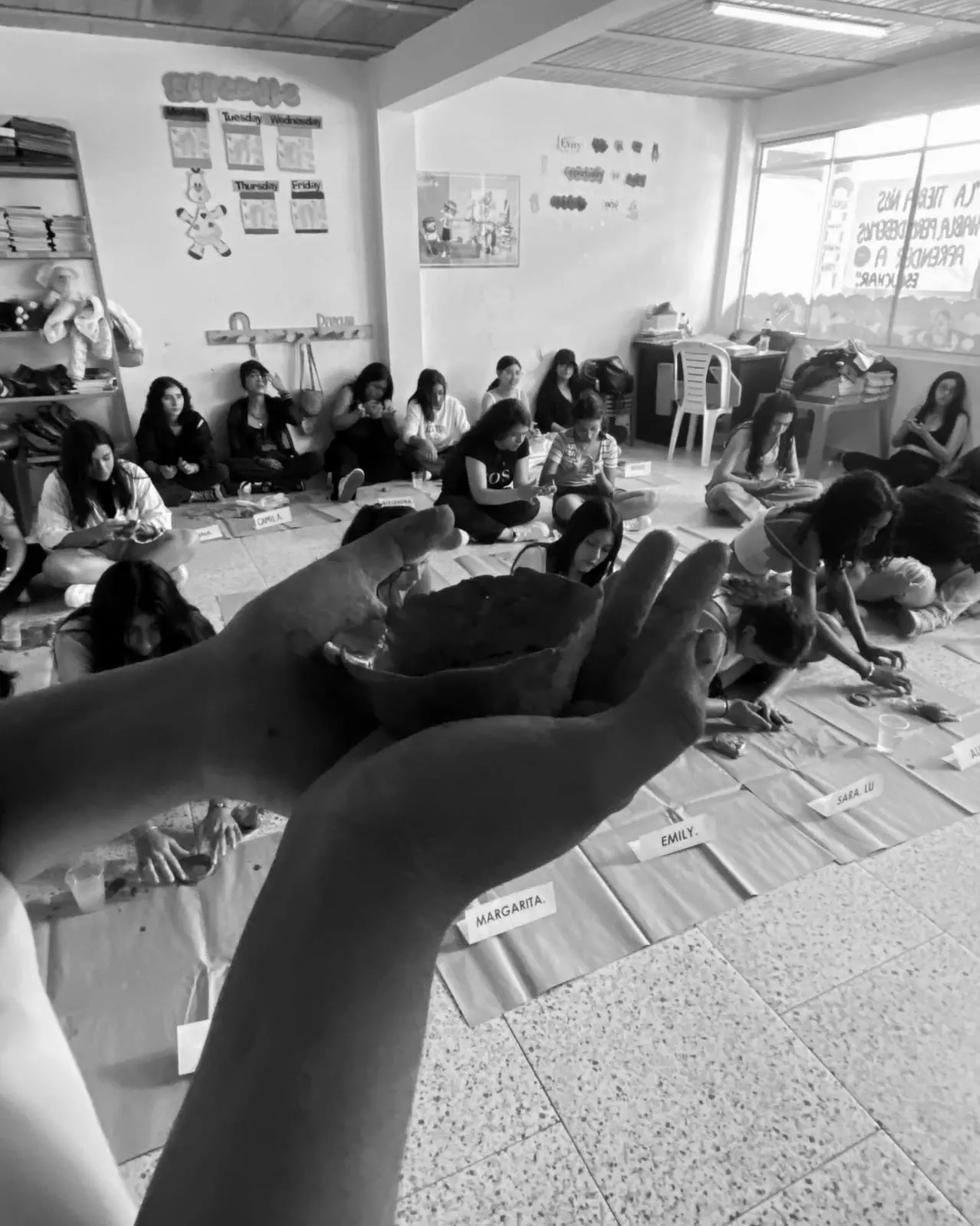 Jóvenes participando en una sesión de formación de True Identity